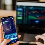 La Comisión Europea busca respalda la banca y el sector TIC.