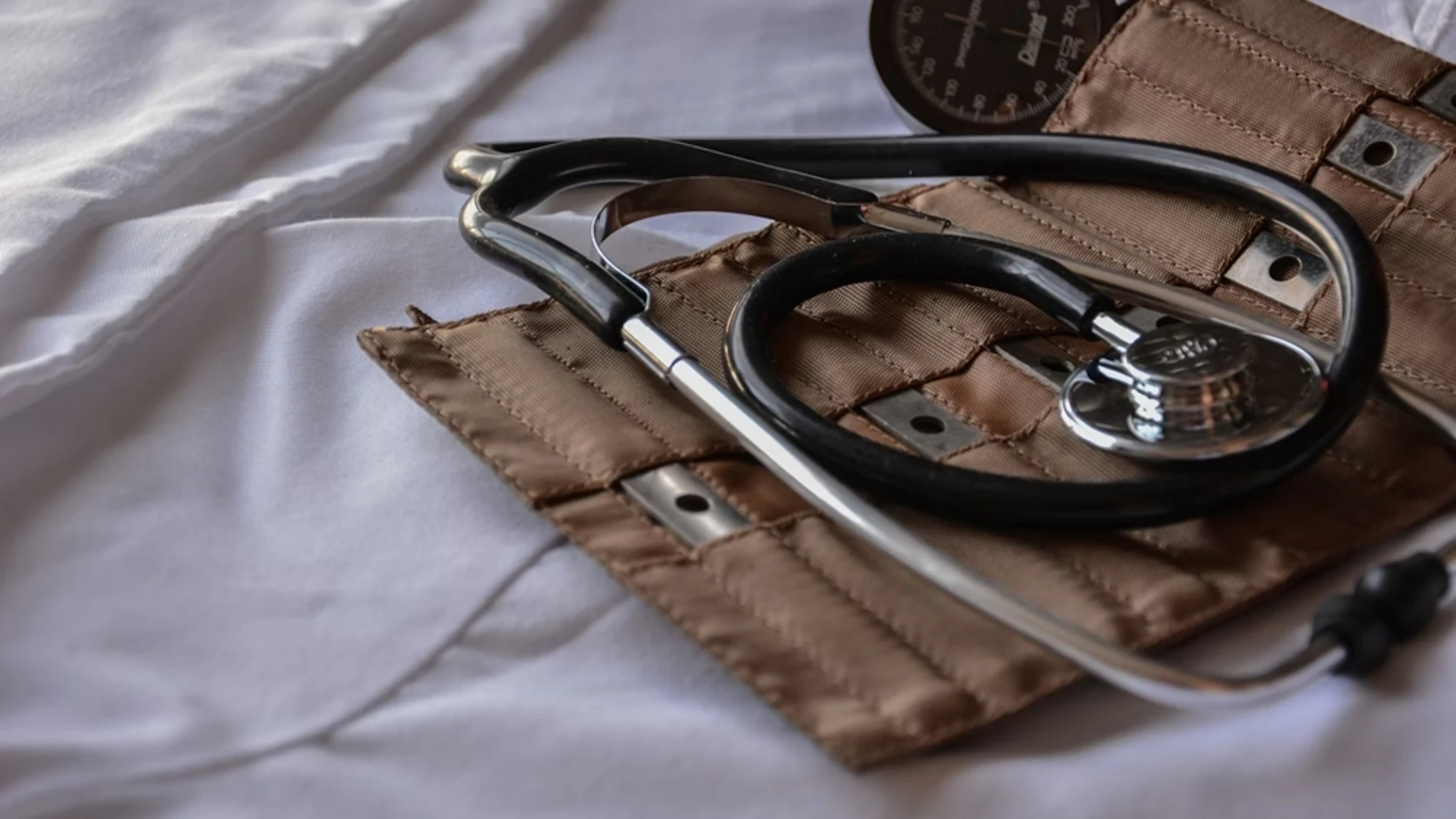 Herramientas como ChatGPT son cada vez más relevante en los centros médicos de España.