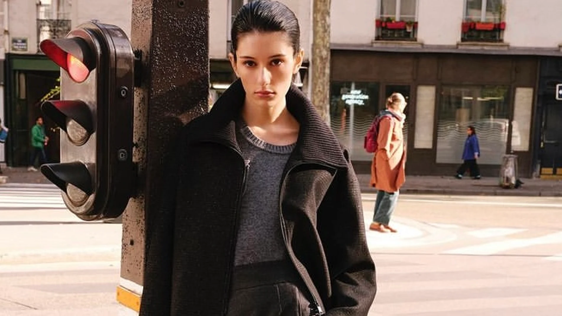 Las 8 faldas de Massimo Dutti, Stradivarius y H&M que serán tus próximas compras de rebajas.