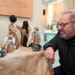 Juan José Rodríguez expone en Villadiego parte de su colección de 203 belenes