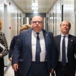 El consejero de Sanidad, Alejandro Vázquez, antes de informar sobre los acuerdos adoptados en el pleno del Consejo Interterritorial del Sistema Nacional de Salud
