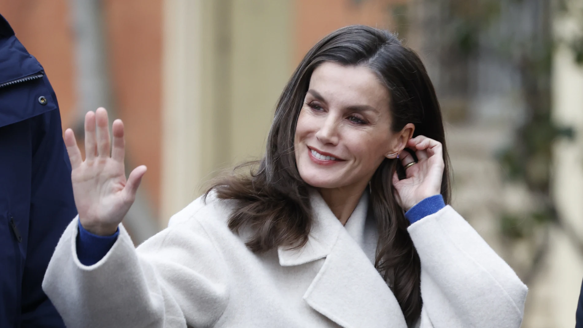 El look de la Reina Letizia en León.