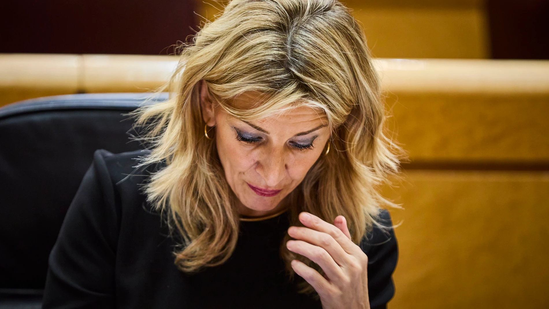 Yolanda Diaz en el pleno del Congreso, reunido excepcionalmente en el Senado, debate la convalidación de tres decretos del Gobierno con medidas para amortiguar la crisis sin que todavía haya logrado los apoyos necesarios para sacarlos adelante, por lo que se prevé una negociación in extremis, especialmente con partidos como Junts. © Alberto R. Roldán / Diario La Razón. 10 01 2024