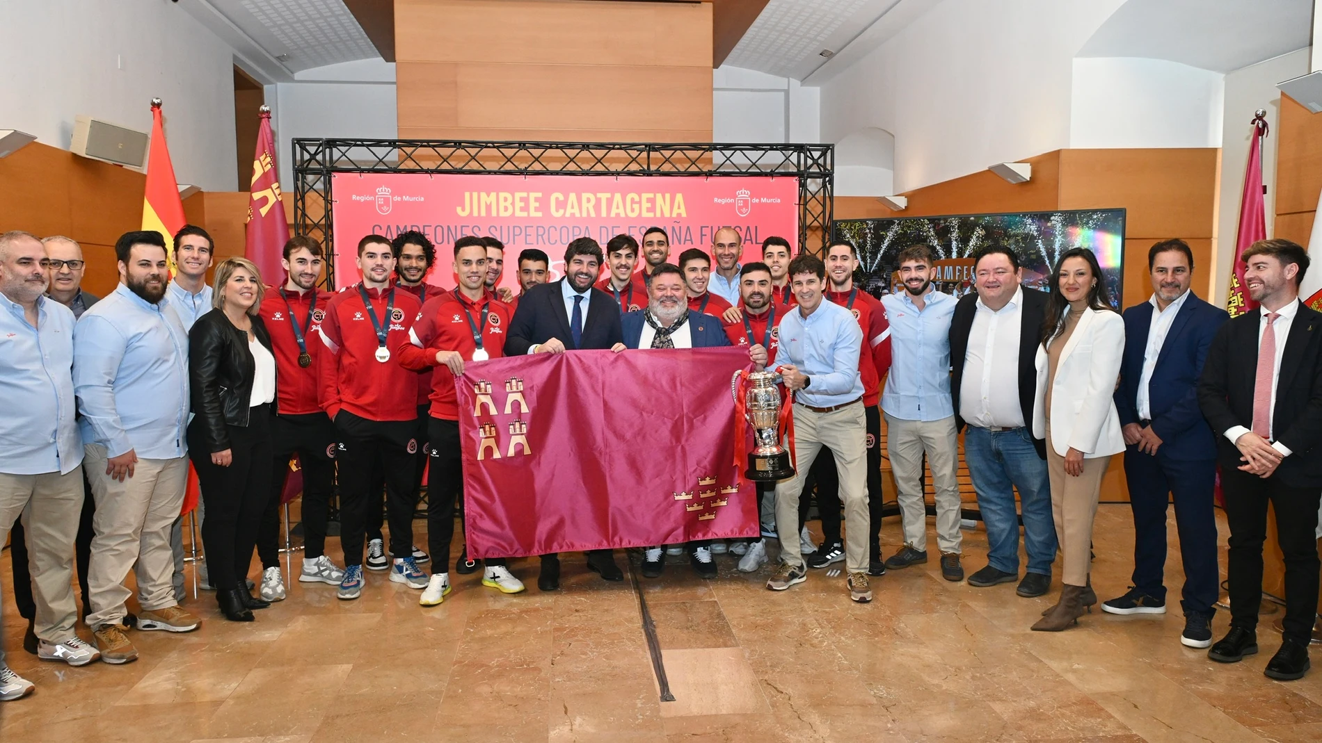 El presidente del Gobierno de la Región de Murcia, Fernando López Miras, recibe a jugadores, técnicos y directivos del Jimbee Cartagena, tras la consecución de la Supercopa de España de Fútbol Sala CARM 10/01/2024