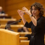 Economía.- Montero pide a los diputados una dialéctica parlamentaria "desde la educación y el respeto al contrario"