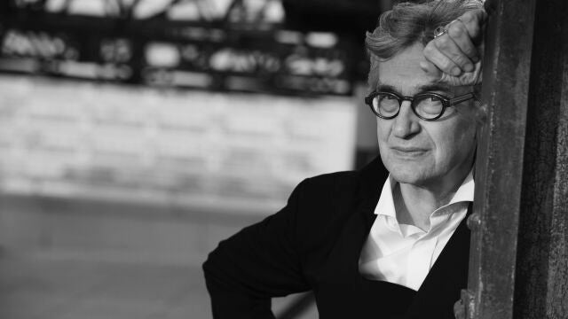 Wim Wenders: "La rutina es la puerta hacia la libertad" / El director alemán Wim Wenders estrena "Perfect Days"