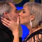 El beso de Ana María Aldón y Eladio en "GH Dúo"