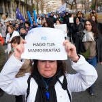 Técnicos sanitarios se manifiestan para exigir al Departamento de Salud mejoras salariales