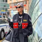 Carmen Gimeno con bomber de Zara.