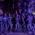 MADRID.-Un juez abre diligencias contra el delegado del Gobierno por los gases lacrimógenos en una protesta de Ferraz