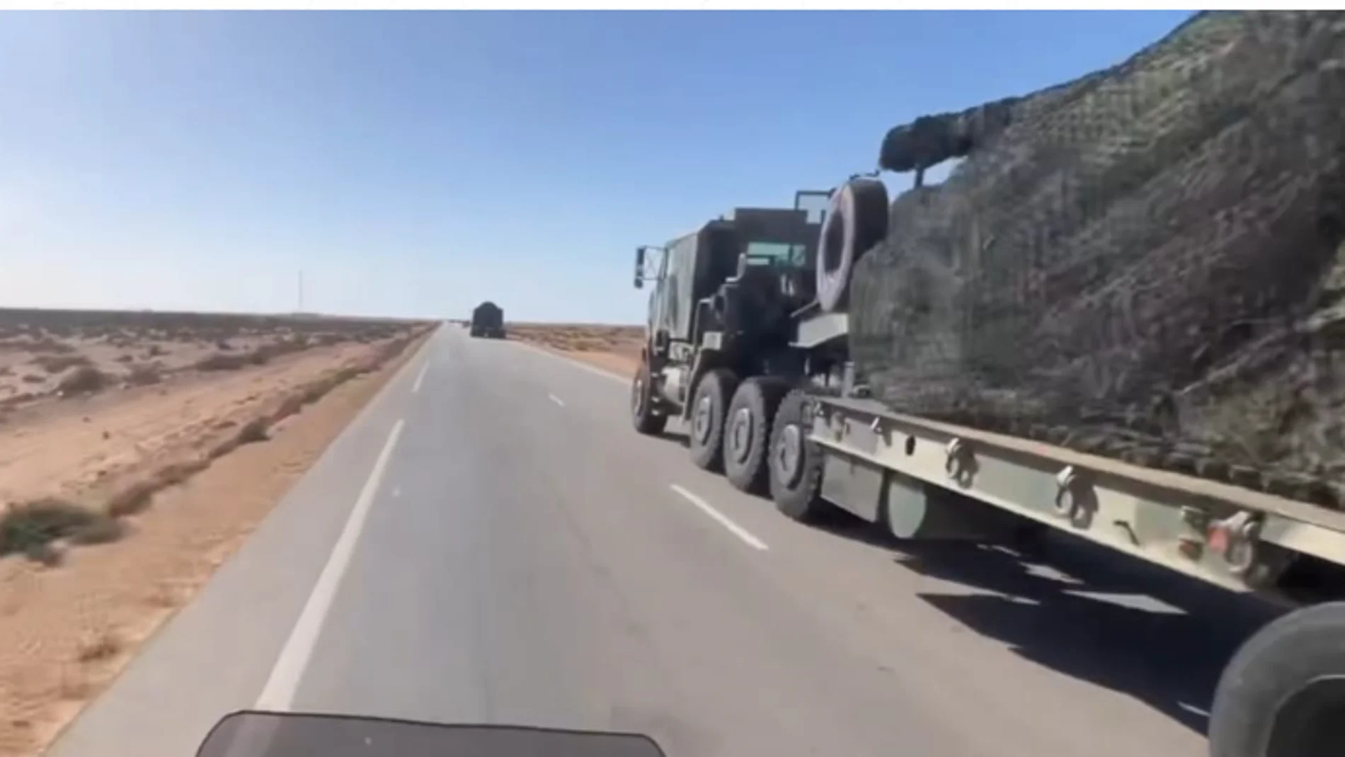 Una de las piezas, trasladada por carretera