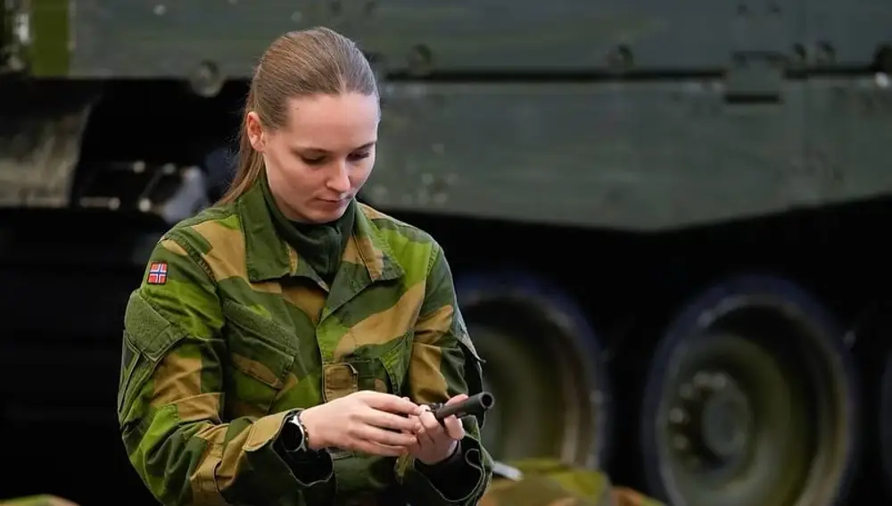 La princesa Ingrid de Noruega comienza su formación militar