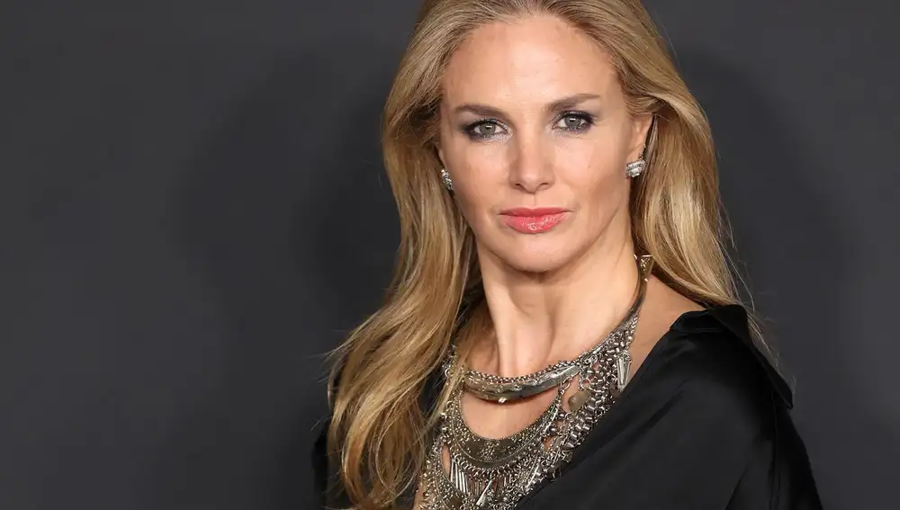 Genoveva Casanova rompe su silencio tras la coronación de Federico de Dinamarca y desvela quién está siendo su apoyo