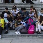 Estudiantes en el Inicio de la Prueba de la EBAU (Selectividad) en la Facultad de Odontologia de la UCM DE Madrid © Alberto R. Roldan / Diario La Razon 04 06 2019