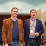 AV.- Sánchez conecta en directo con la manifestación de los pélets en Galicia y carga contra la gestión de la Xunta