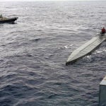 Autoridades incautan 795 kilos de cocaína en un semisumergible que navegaba aguas del Pacífico en Colombia
