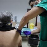 Vacunación de la gripe en Castilla y Leóne vacunación contra la gripe este fin de semana en puntos de inoculación en lugares urbanos y rurales de todas las áreas de salud de la Comunidad, en un llamamiento realizado de forma masiva, sin que los potenciales inmunizados tengan que tener factores de riesgo. EFE/JMGARCIA