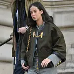 Victoria Federica y su look para acudir a los desfiles en París.