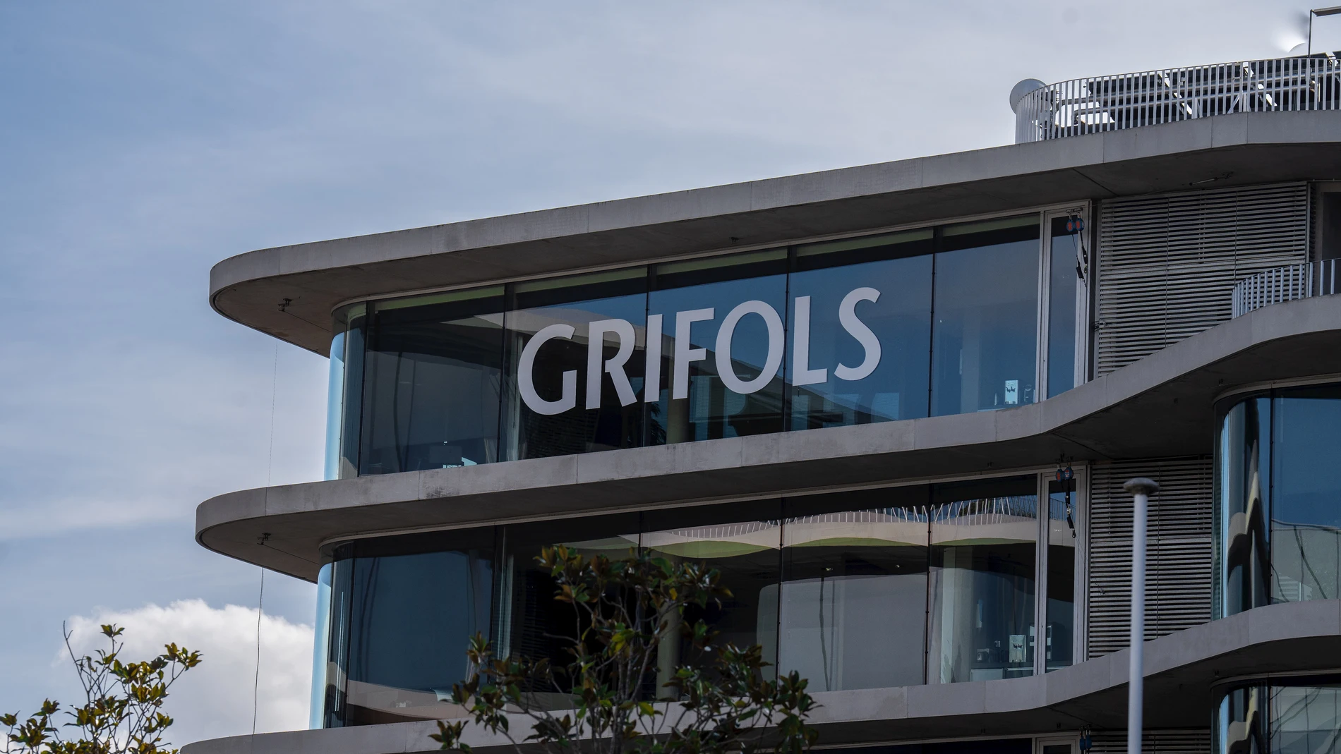 Economía.- La CNMV comienza a analizar la información remitida por Grifols y sus conclusiones pueden demorarse semanas