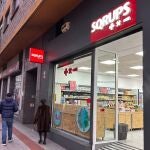Fachada de una de las tiendas ubicadas en los cascos urbanos 