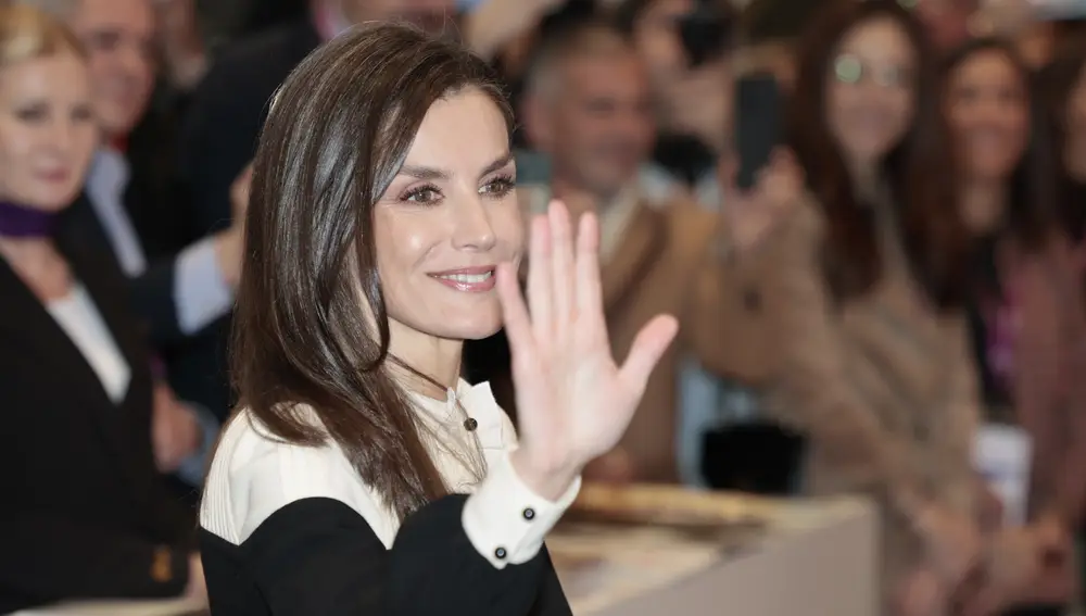 La Reina Letizia y su look en FITUR 2024.