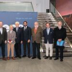 Mayor Oreja junto al resto de participantes en el foro organizado por NEOS