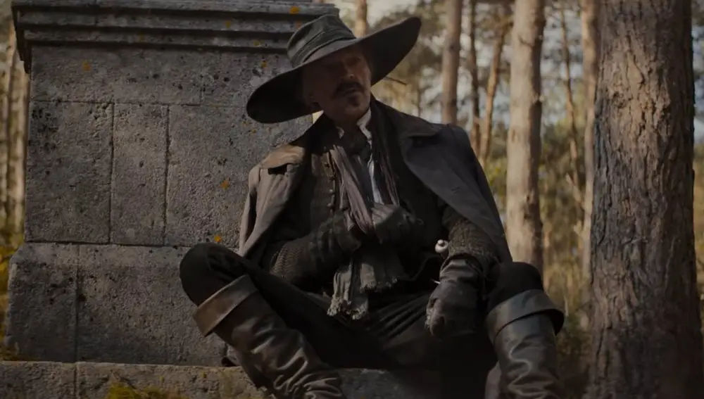 En "Los tres mosqueteros: Milady", Vincent Cassel es un Athos atormentado por su pasado