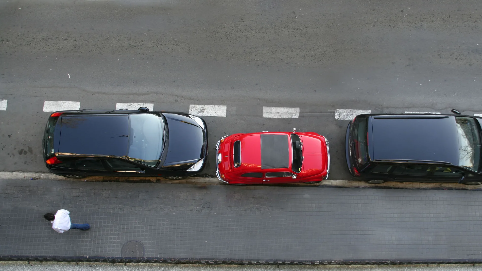 Un SUV y un MINI aparcados juntos