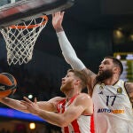 Poirier intenta taponar a Walkup