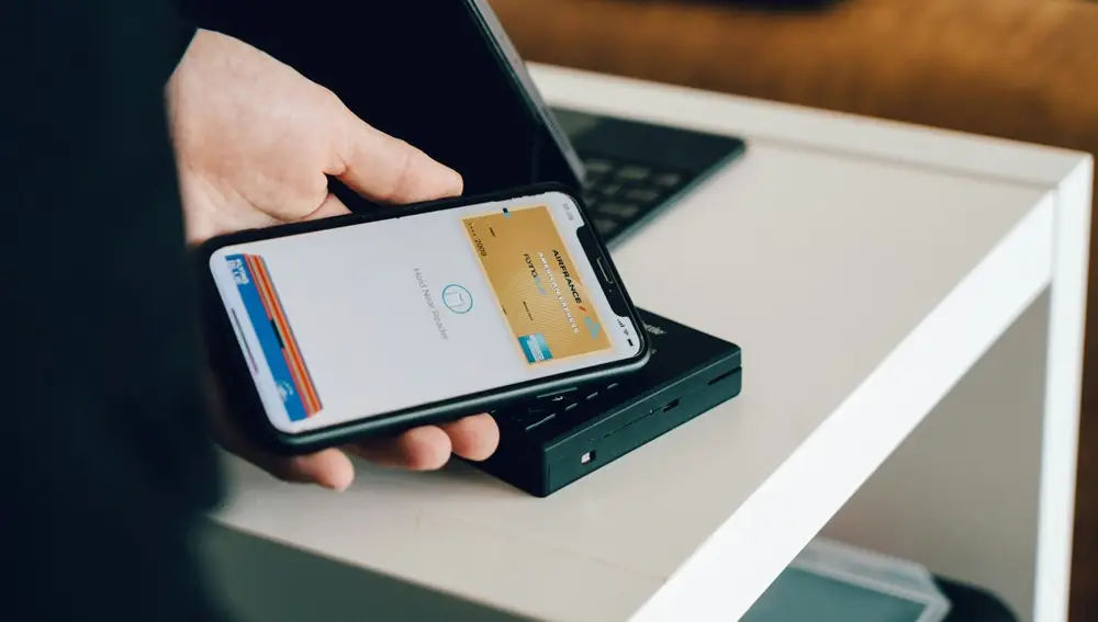 Los rivales de Apple podrán usar su tecnología NFC si se resuelve disputa entre la empresa y la Comisión Europea.