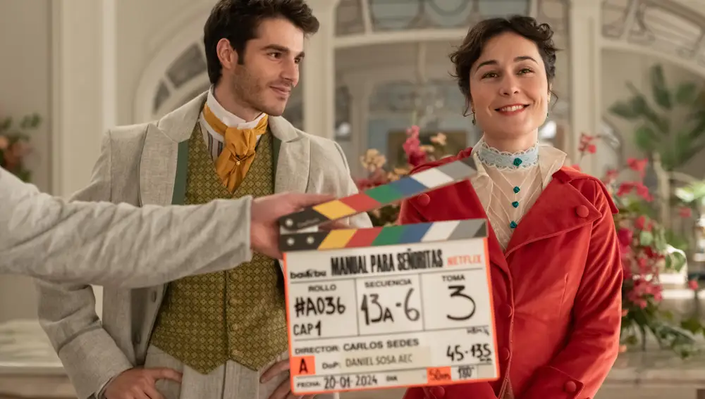 'Manual para señoritas', la nueva serie de época de Netflix, ya se rueda