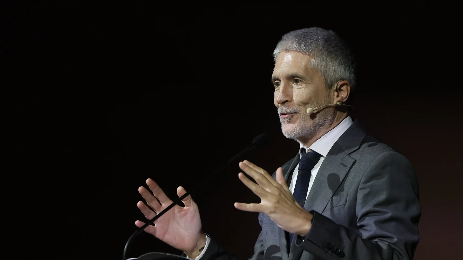 El ministro del Interior, Fernando Grande-Marlaska, interviene este viernes en Los Desayunos del Ateneo, en Madrid.