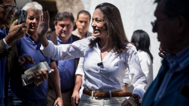 María Corina Machado insiste en que competirá en las presidenciales pese a inhabilitación