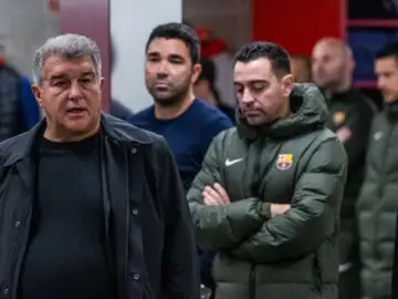 Los dos motivos de peso por los que el FC Barcelona no ha despedido a Xavi Hernández Los dos motivos de peso por los que el FC Barcelona no ha despedido a Xavi Hernández