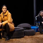 Macarena García y Carmen Machi, en un momento de "Nuestros actos ocultos"