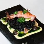 "Tierra, Mar y Fuego" es la propuesta de la Marina Arrocería de Benidorm (Alicante) para el concurso Tapa Fest.