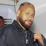 La imagen viral del abandono físico de Neymar