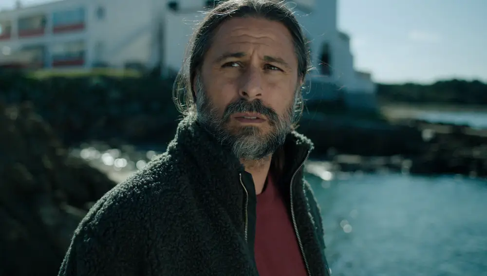 Hugo Silva en "Faro", la nueva película de Ángeles Hernández
