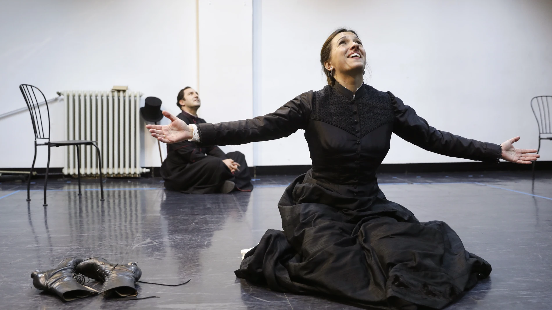 Ensayo de la obra de teatro La Regenta en el Circulo de Bellas Artes. © Jesús G. Feria.