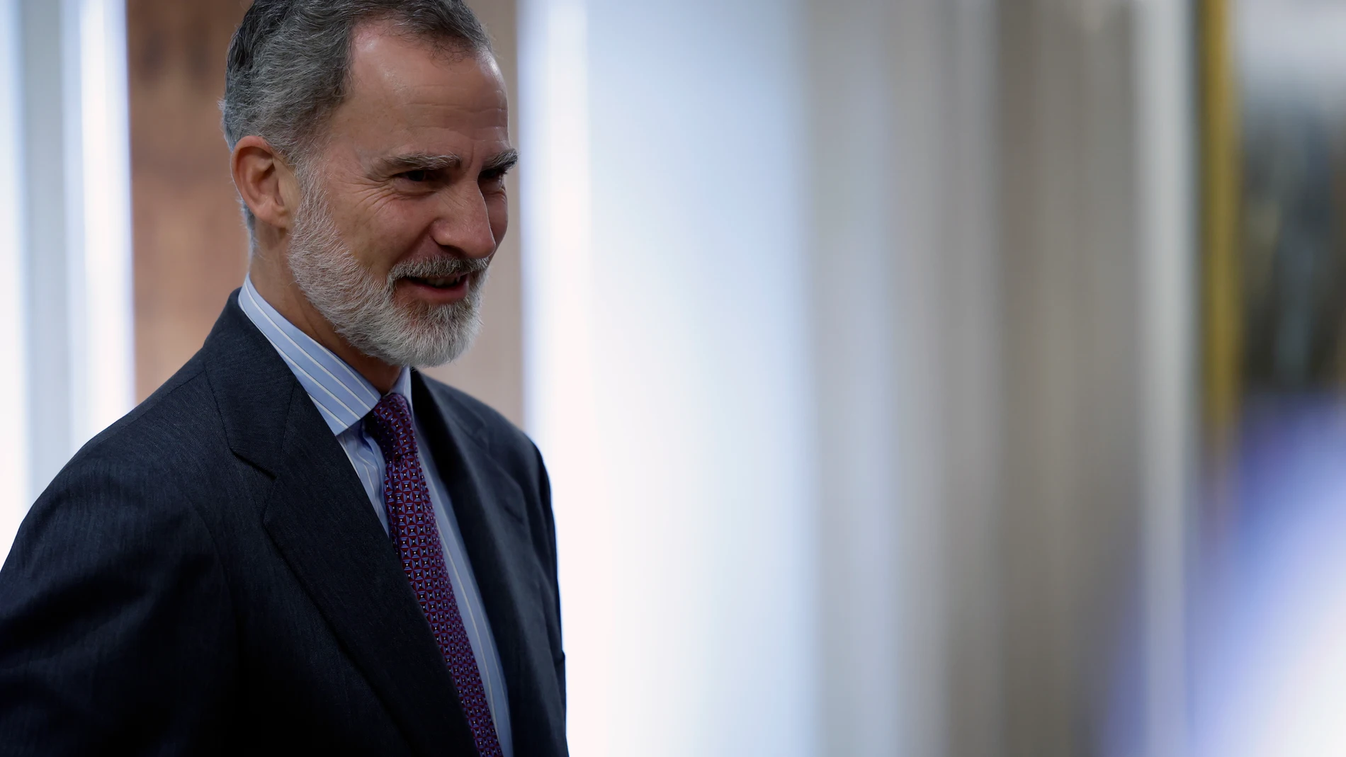 MADRID, 30/01/2024.- El rey Felipe VI a su llegada a la audiencia real con la Cámara Comercio Brasil-España (CCBE) celebrada en el palacio de la Zarzuela, Madrid este martes. EFE/ Zipi