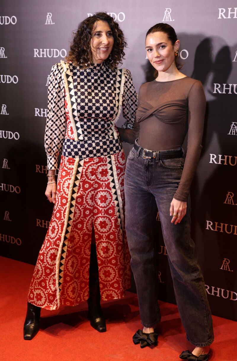 Paz Padilla junto a su hija Ana. 