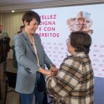 Pontón propone un modelo público de atención a la vejez en el hogar y de lucha contra la soledad no deseada