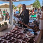 Feria artesanal en un pueblo de Segovia
