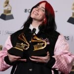 Los Angeles (United States), 04/02/2024.- Billie Eilish winner of the Song of the Year and Best Song Written Visual Media award for "What Was I Made For?", poses in the press room during the 66th annual Grammy Awards ceremony at Crypto.com Arena in Los Angeles, California, USA, 04 February 2024. EFE/EPA/ALLISON DINNER