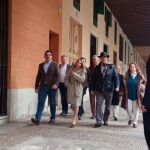 De las Heras llega al Parlament arropada por el sector oficial de Vox en Baleares: "Hay unidad y se tiene que demostrar"