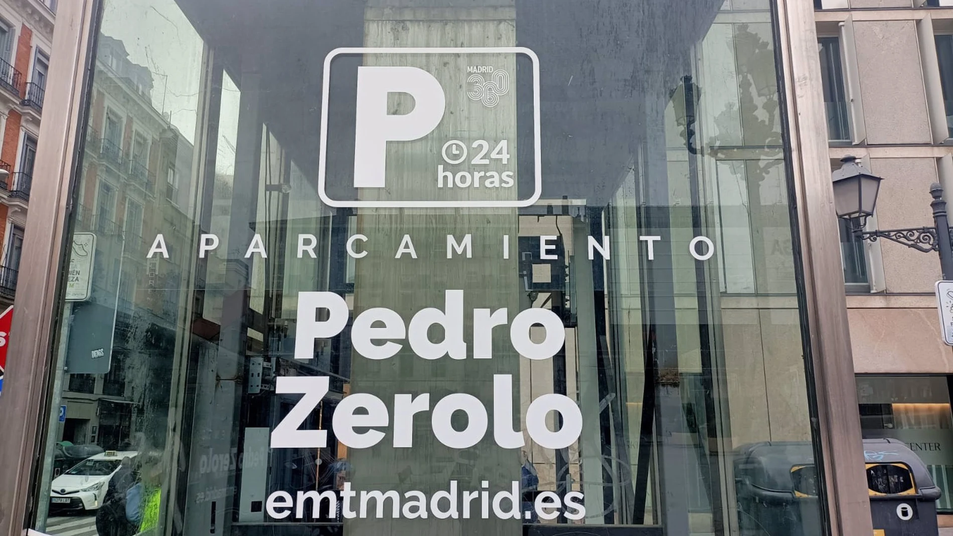 El aparcamiento de Pedro Zerolo incorpora nuevos cargadores eléctricos y mejoras de accesibilidad e iluminación