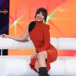 Chenoa con flequillo y su nuevo look.