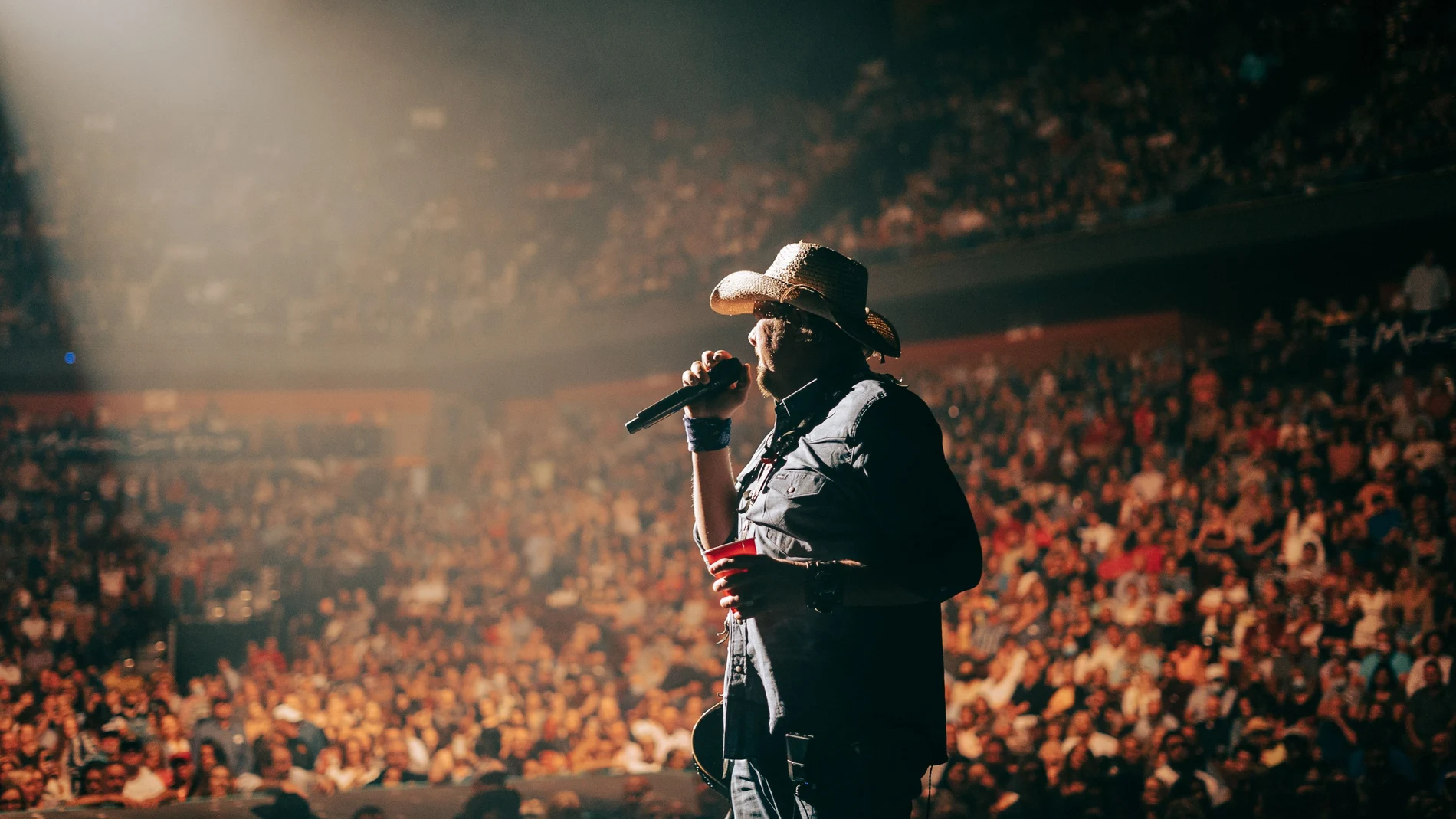 Toby Keith, durante un concierto