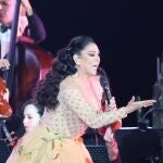 Isabel Pantoja durante su concierto en el Palau Sant Jordi por su 'Gira 50 Años', a 30 de diciembre de 2023 en Barcelona (España)