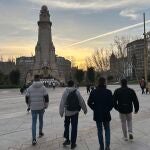 Algunos miembros de Patrulla Madrid en Plaza de España